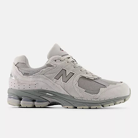 New Balance U2002DX Protection Pack