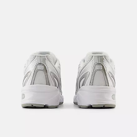 New Balance 740