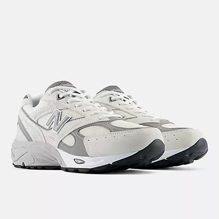 New Balance 880R
